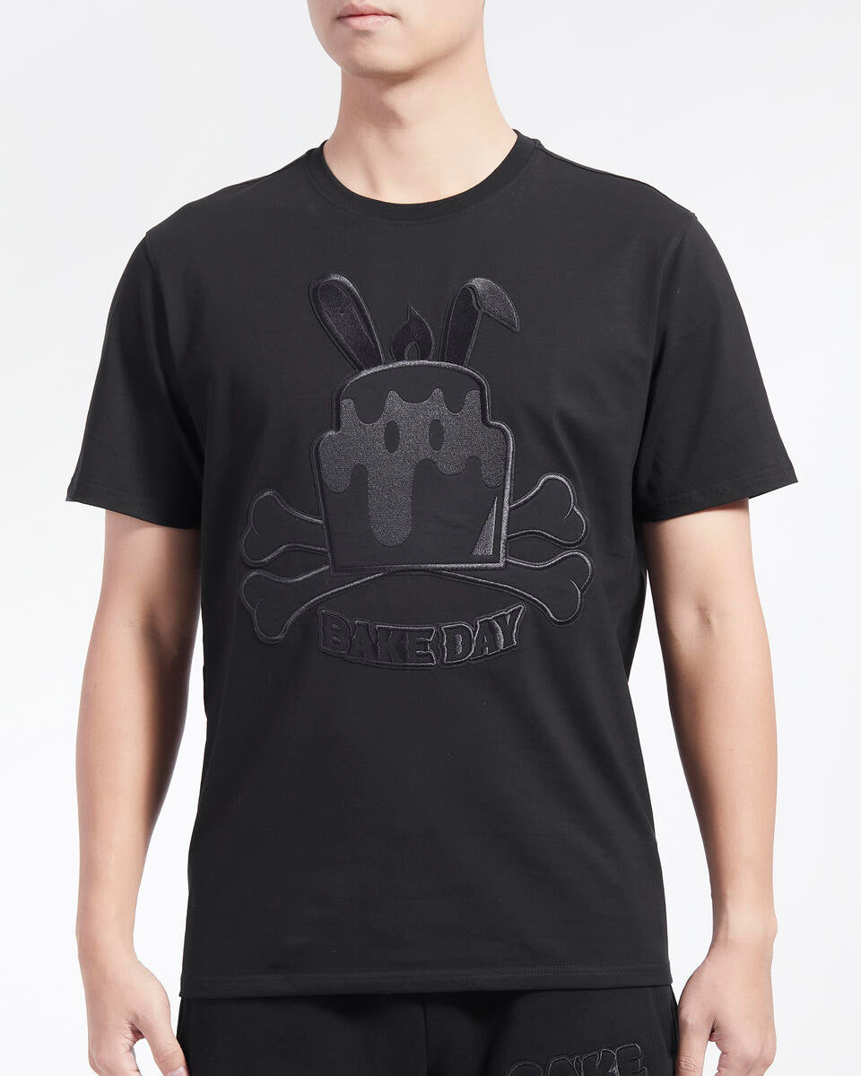 Wedding Cake - T Shirt - Bake Bunny