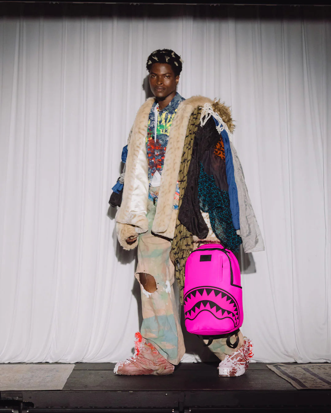 SprayGround Shark Central White Stencil Shark Pink Dlxsv Backpack