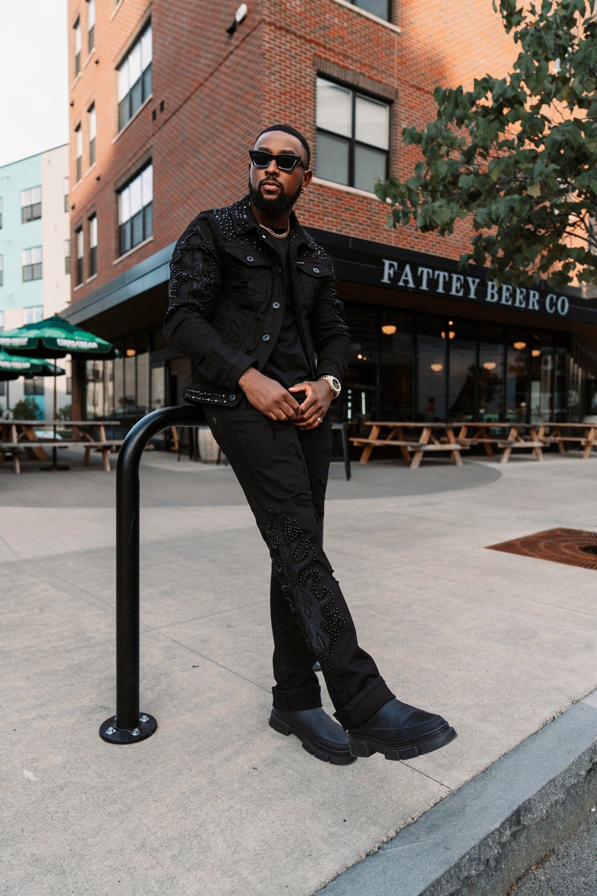 Makobi Slim Fit Jeans | M1913 Positoni Pants - Black