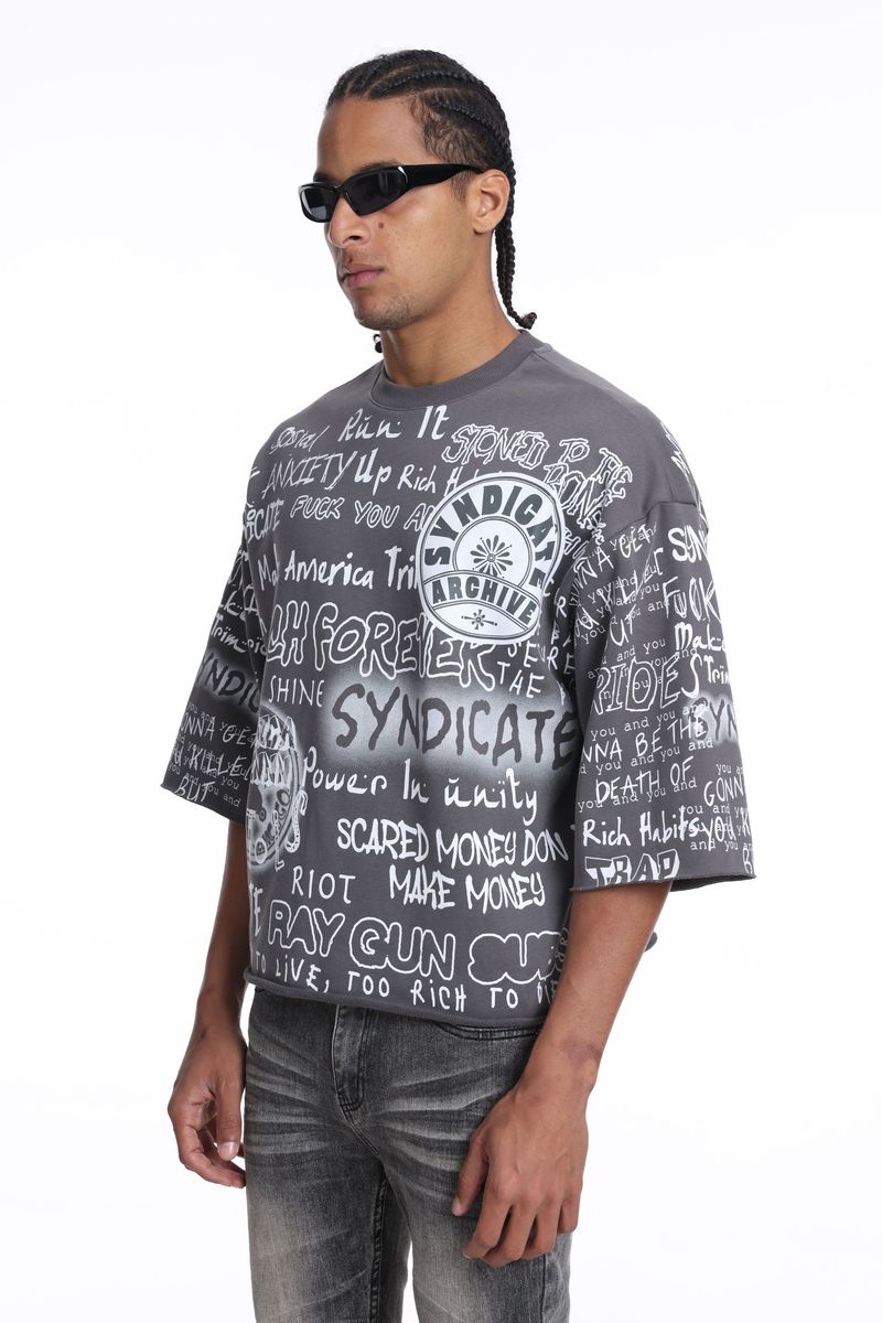 Athleisure cropped T-shirt grey casual everyday outfit