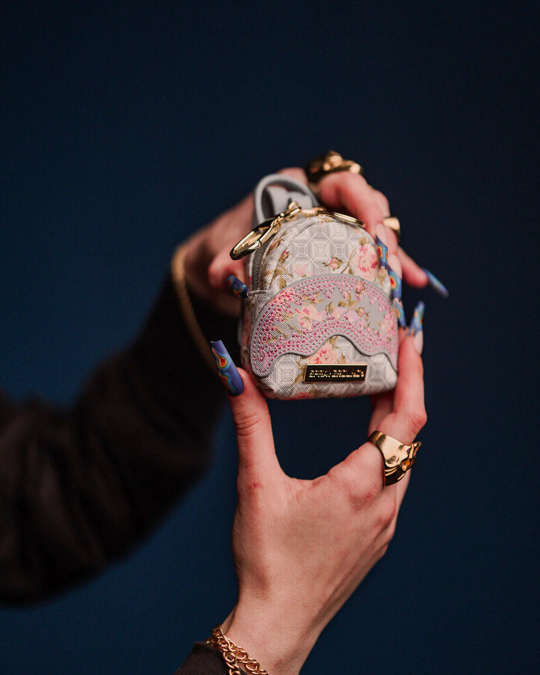 SPRAYGROUND Ai FLORAL KEYCHAIN