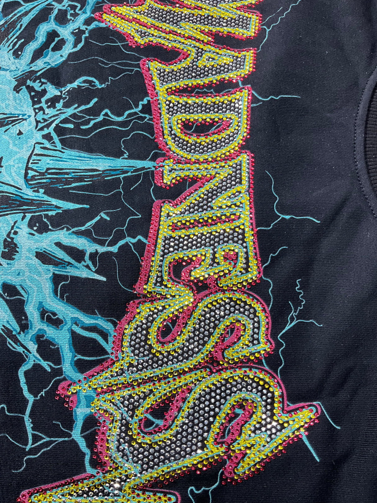 Modern streetwear look with a statement rhinestone T-shirt