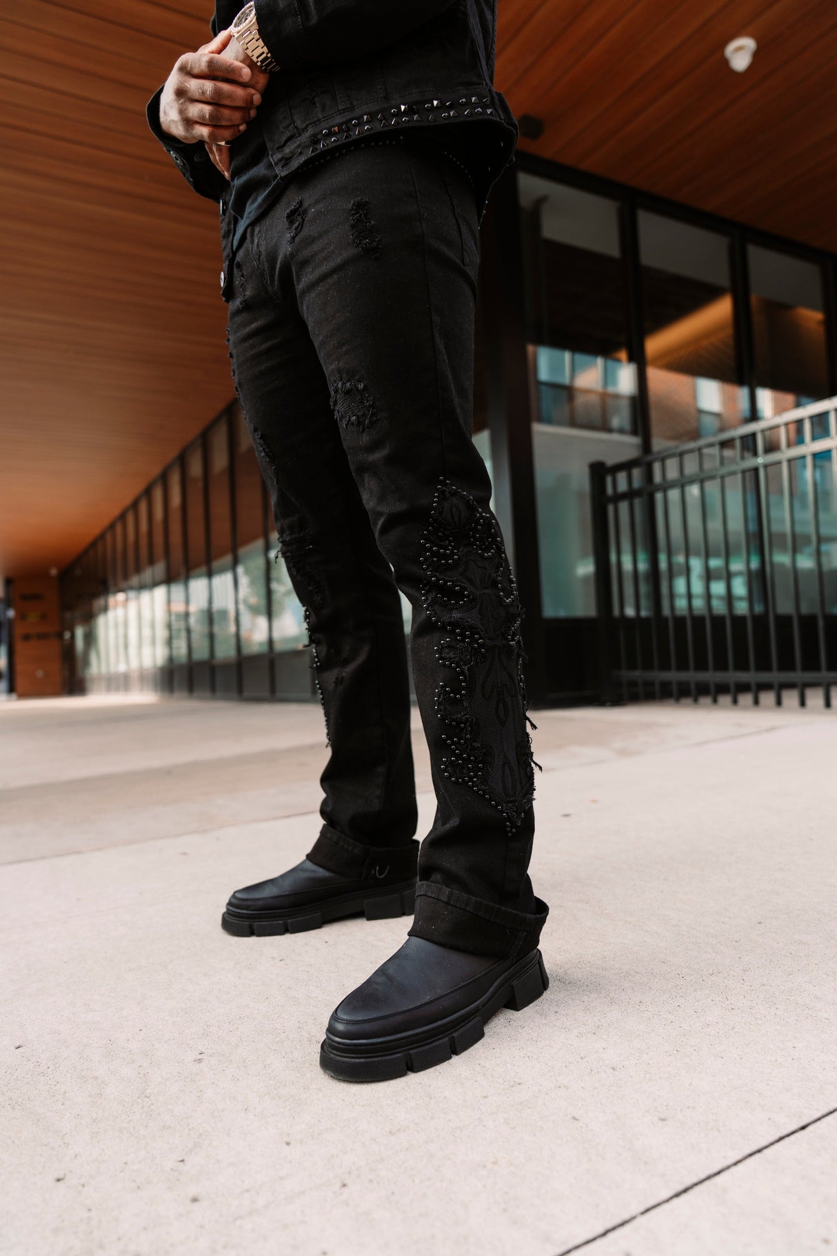 Makobi Slim Fit Jeans | M1913 Positoni Pants - Black