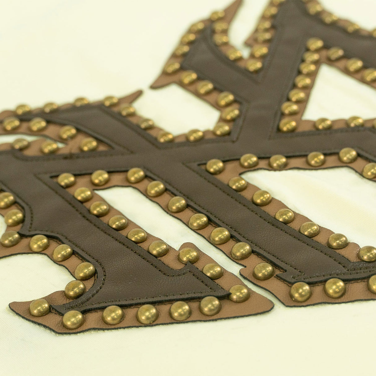 Makobi Tee | M418 Bottega T-shirt - Natural