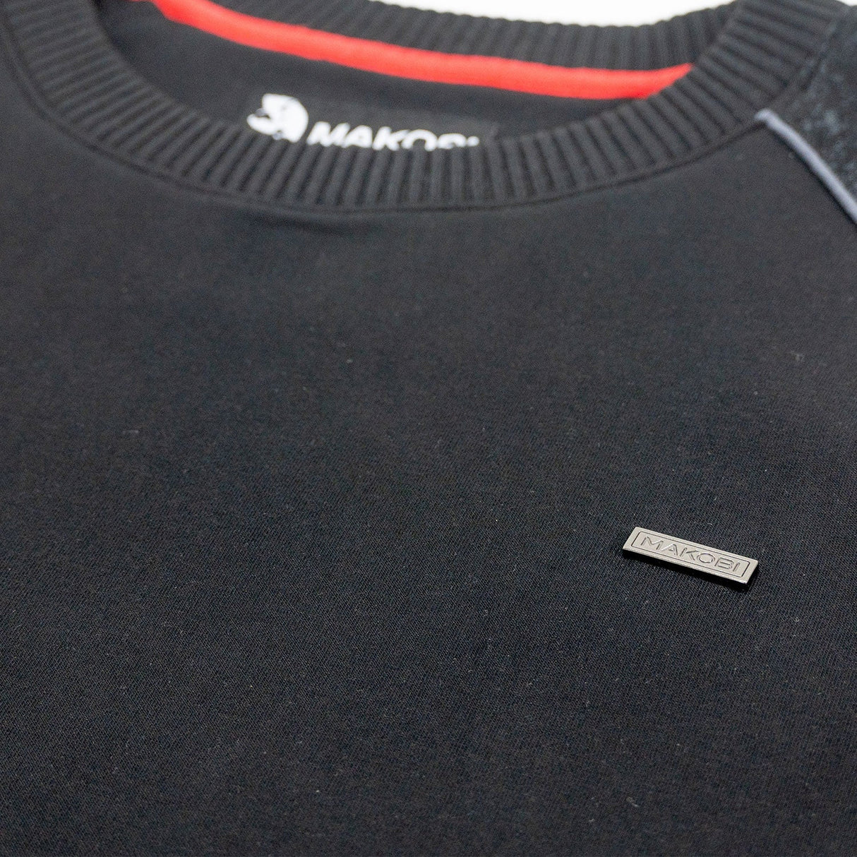 Makobi Sweatshirt | M4902 Bernardi Crewneck - Black