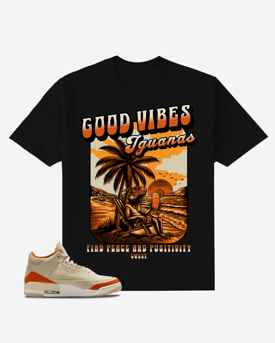 Iguana Relaxing on The Beach Oversized T-Shirt