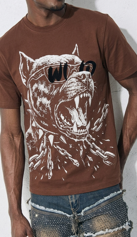 Confident streetwear outfit with statement graphic T-shirt