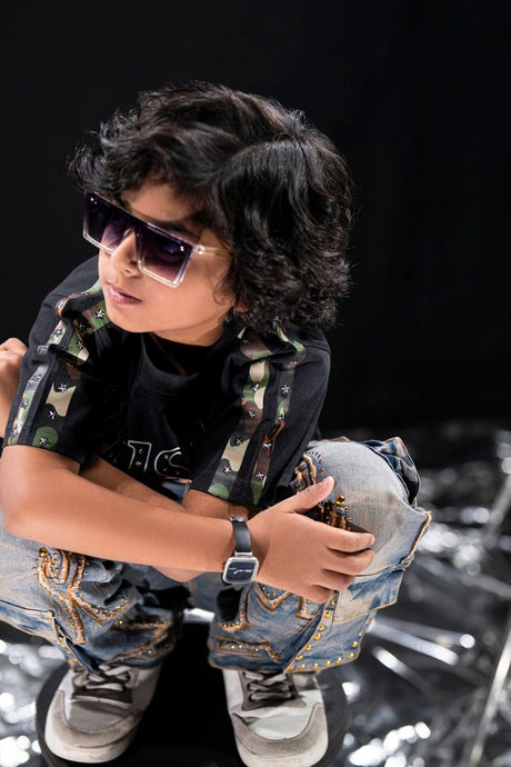 streetwear kids heavy cotton t shirt rhinestone hustle design black outfit