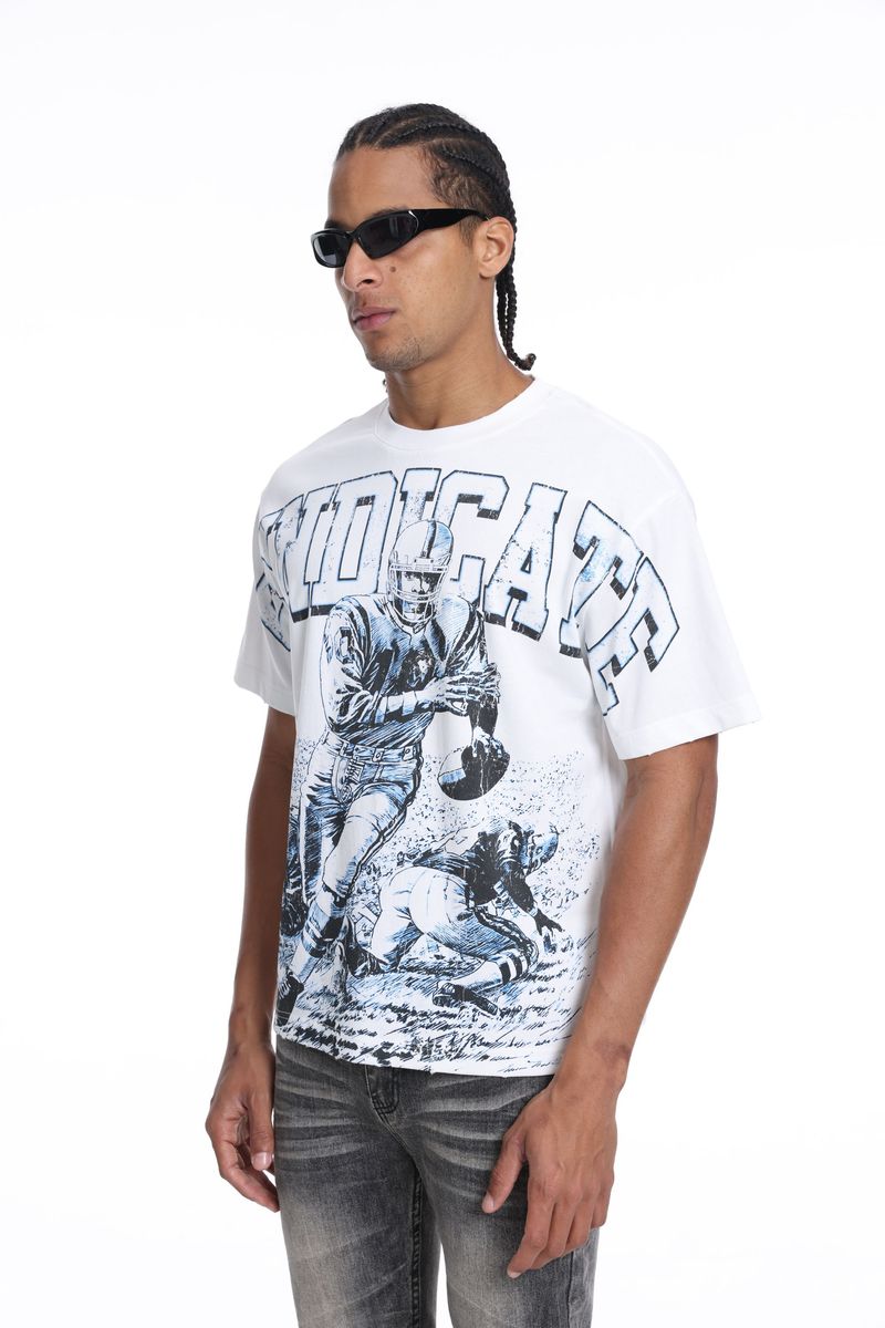 Trending clean streetwear T-shirt 2026 everyday fashion