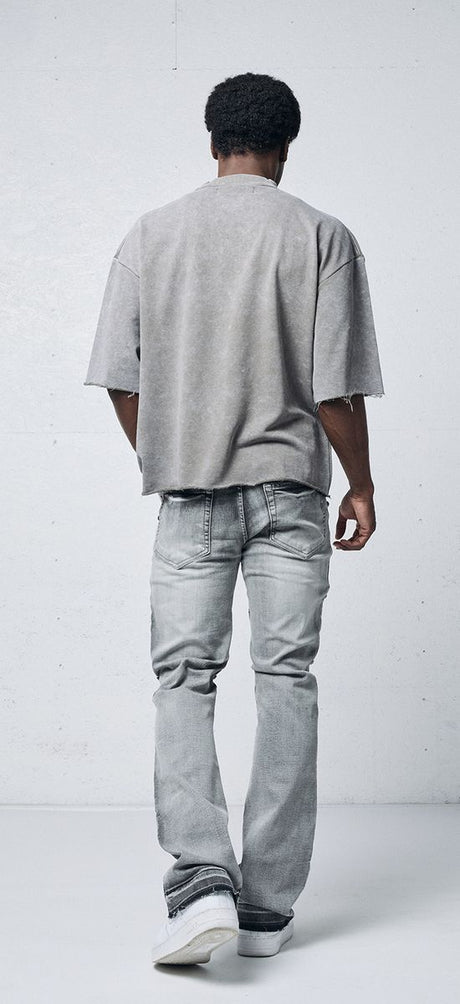 Minimal urban outfit styled with vintage grey cropped T-shirt